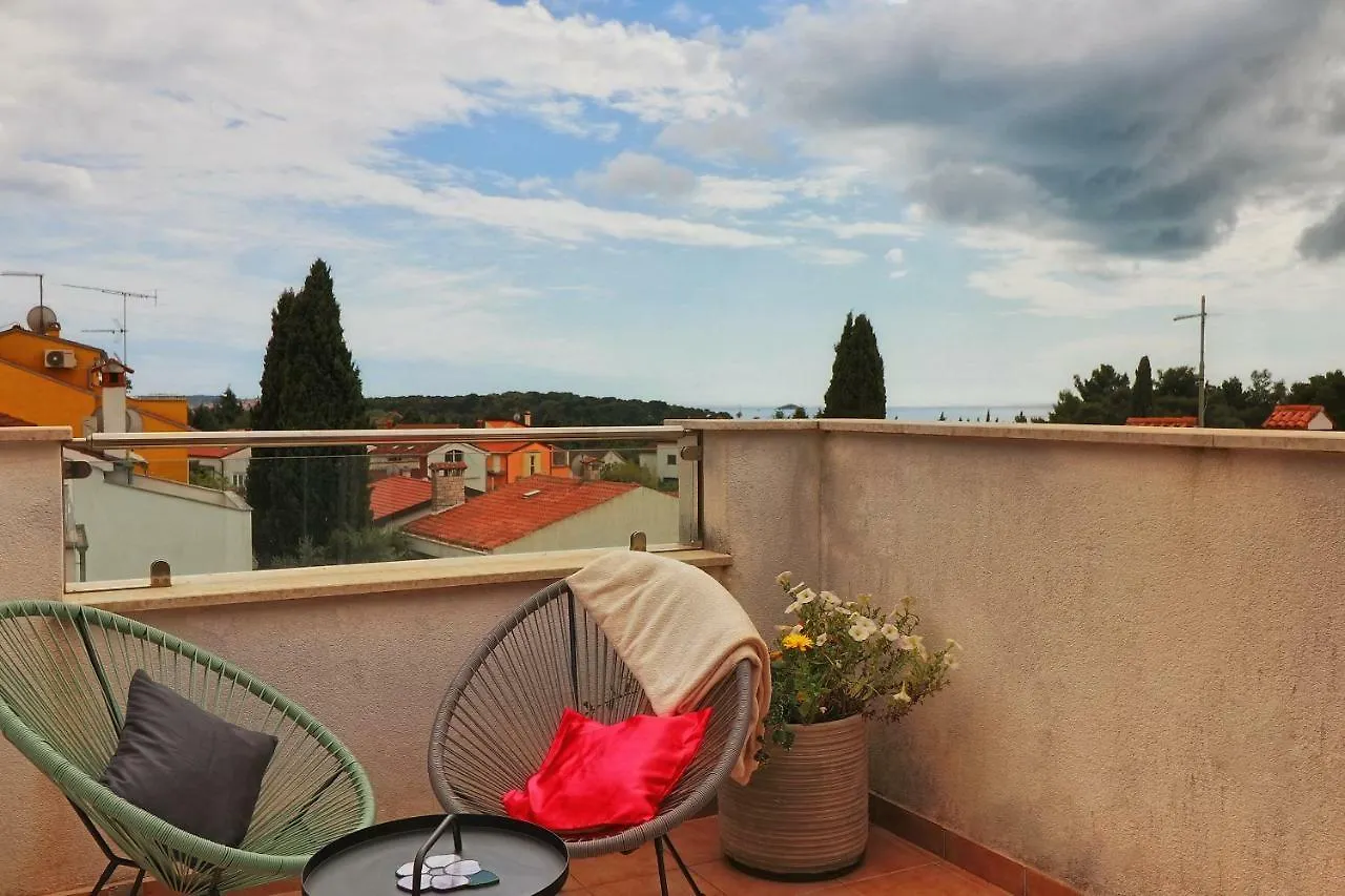 Apartments Link Rovinj 0*,